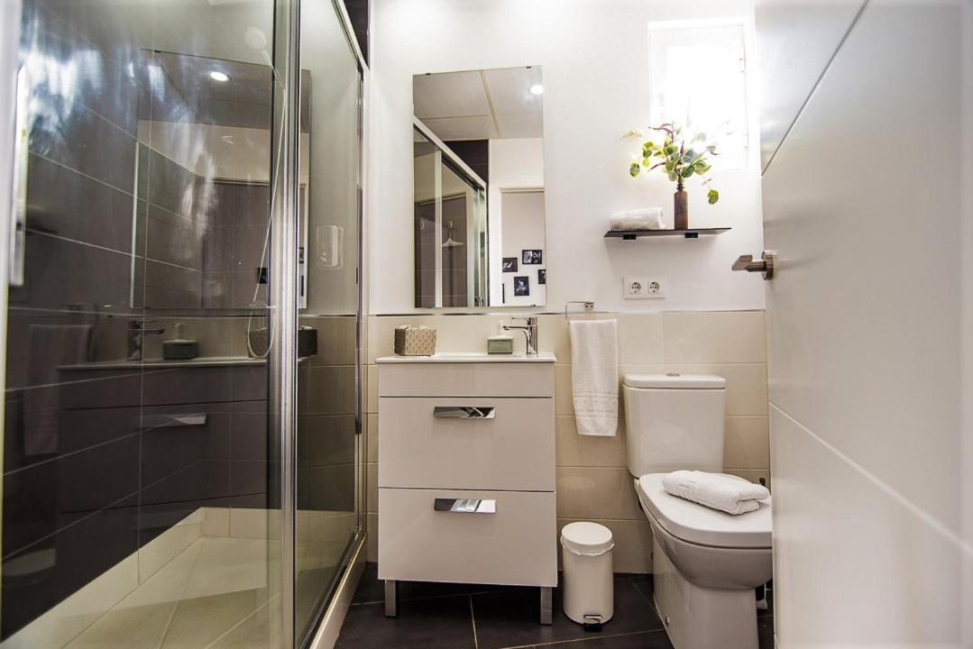 Tourist House Atico San Luis Apartment Sevilla Bagian luar foto